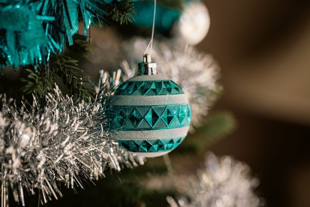 comment décorer le sapin de noël