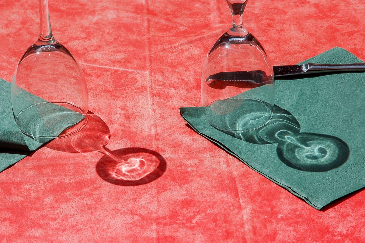 comment dresser une table de noël rouge et verte